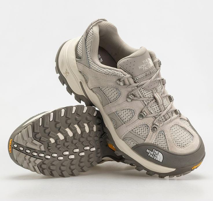 Sepatu Hiking